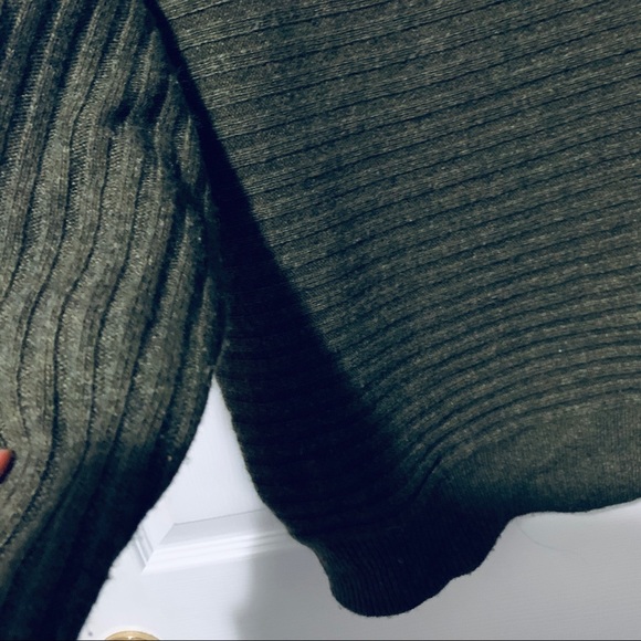 J crew Olive Green Baggy Sweater - Picture 2 of 3